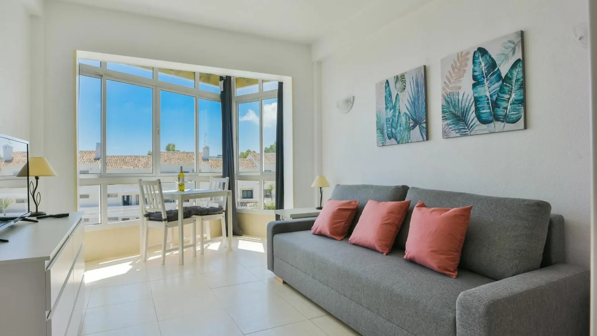 Estudio Bonitas Vistas Al Mar Benalmadena Spain