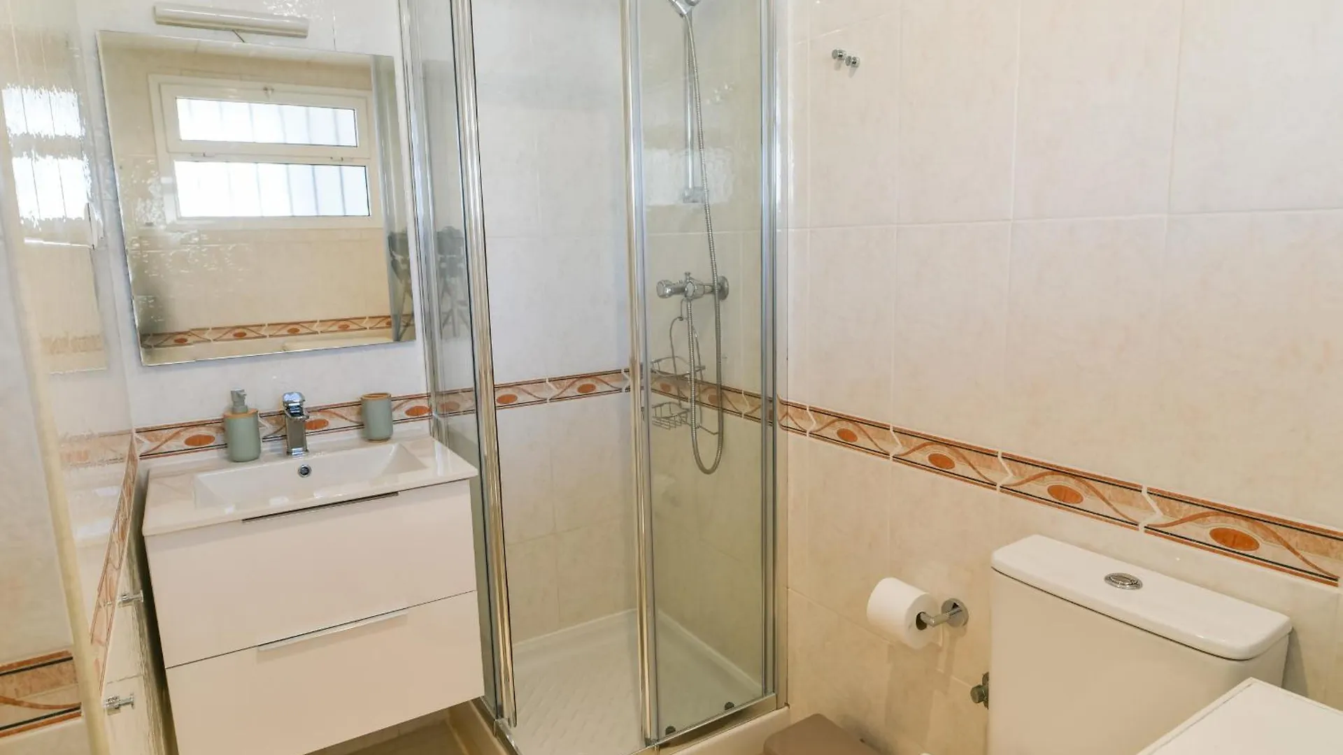 Estudio Bonitas Vistas Al Mar Benalmadena 0*,